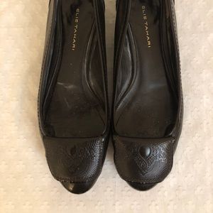 Elie Tahari Round Toe Patent Leather Flat